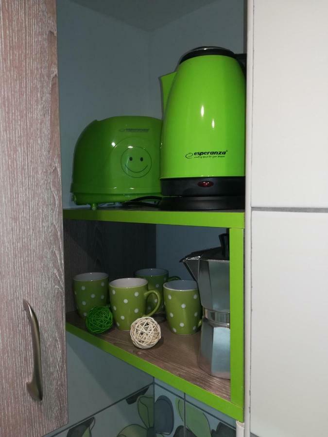 Classy And Cozy - Parking - 3 Beds - Near Center Novi Sad Exterior photo